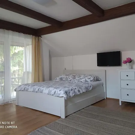 Dora Apartment