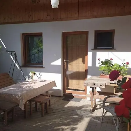 Appartement Dora Balatonszarszo