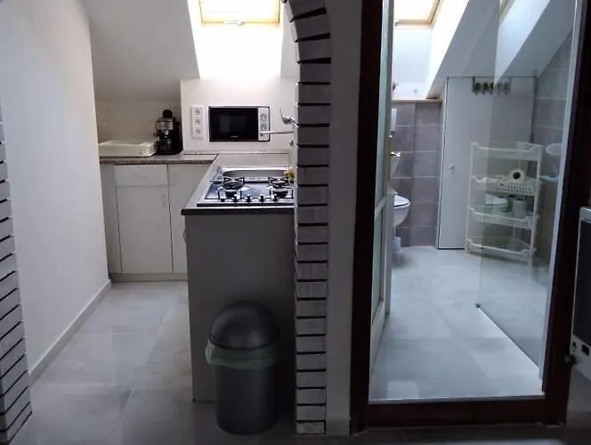 Dora * Balatonszarszo