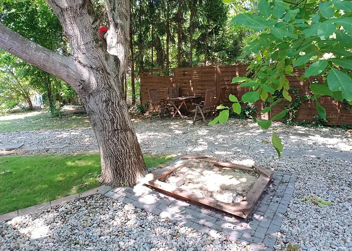 Apartment Dora Balatonszarszo